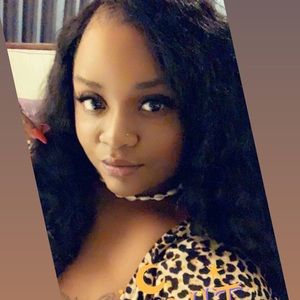 Meet your Posher, Jasmine